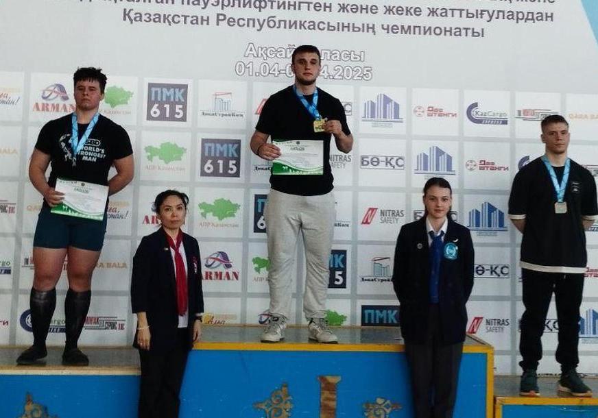 Студент Energo University – призер Чемпионата Казахстана по пауэрлифтингу