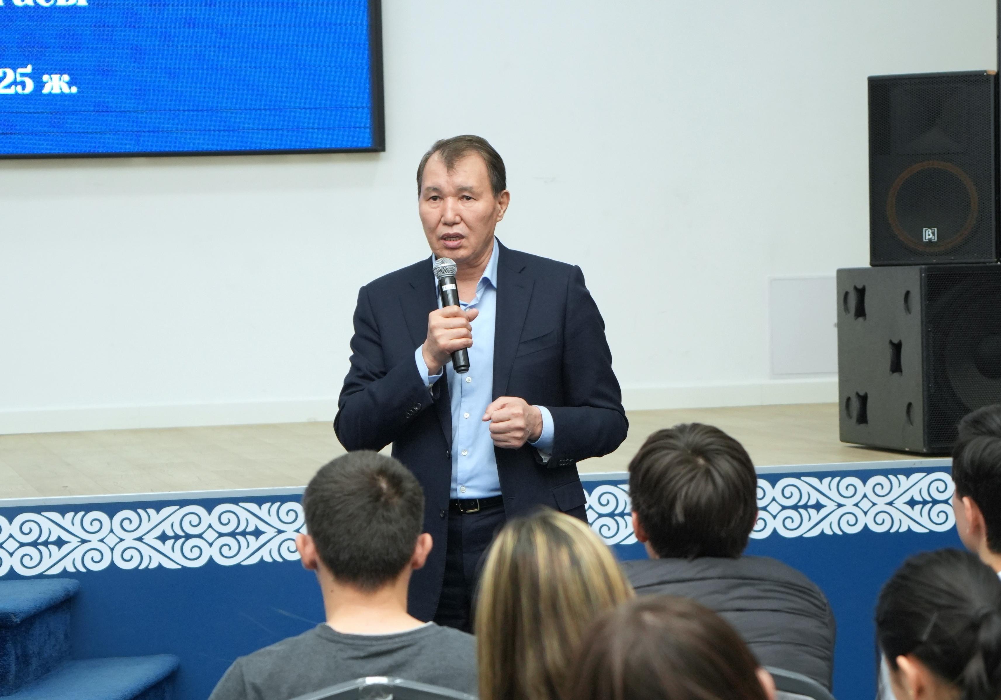 В Energo University состоялась гостевая лекция Алика Шпекбаева