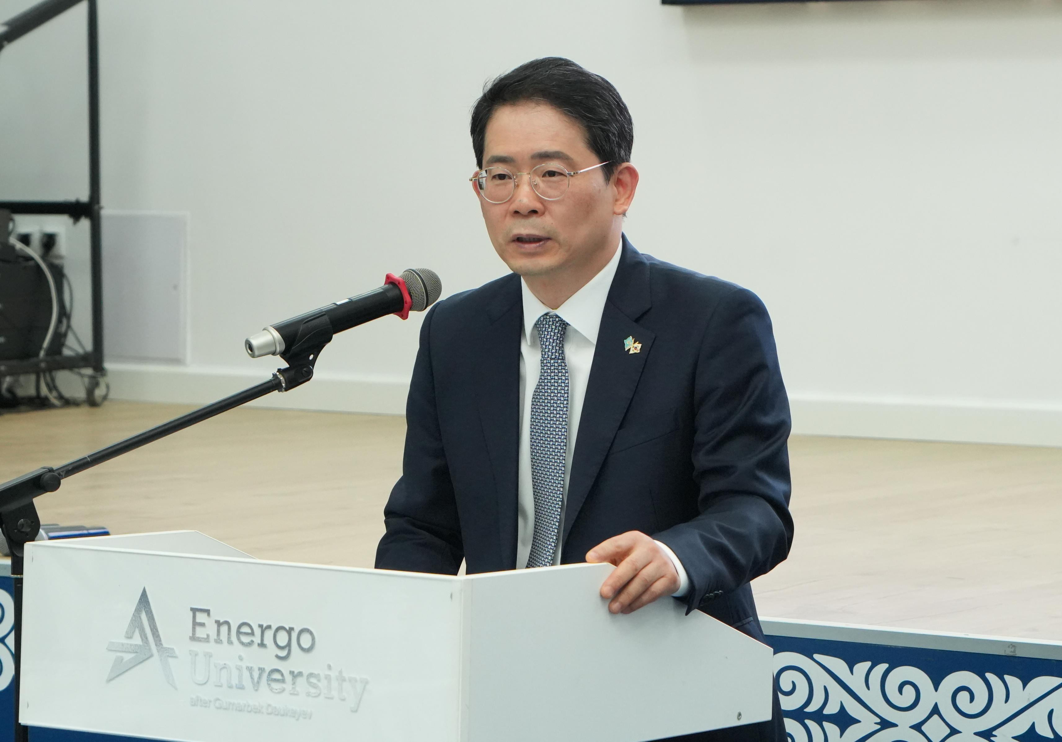 На площадке Energo University обсудили вопросы создания QAIST по модели главного исследовательского университета Кореи