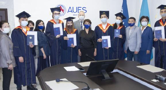 В АУЭС состоялось торжественное вручение дипломов Московского энергетического института - 1