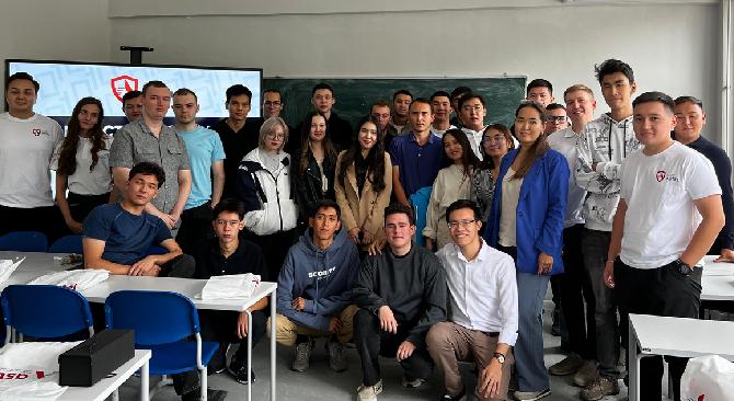 Cтуденты Energo University обсудили тему кибербезопасности с профессиональной командой ASTEL  - 1