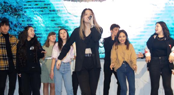 В АУЭС состоялся музыкальный концерт “UniVoice” - 1