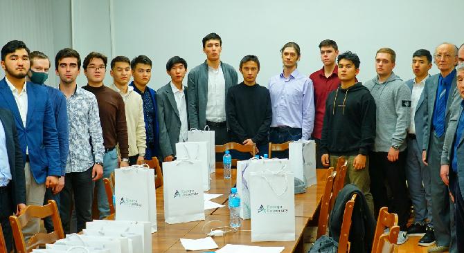В Energo University определены победители внутривузовского хакатона «Генератор решений» - 1