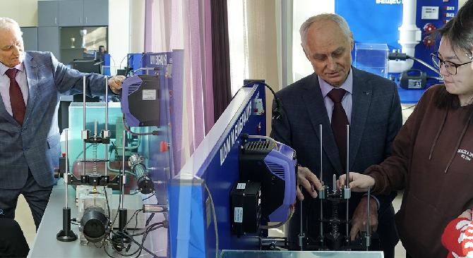 Приходько Николай Георгиевич - победитель республиканского конкурса «Лучший преподаватель вуза 2023 года» - 1