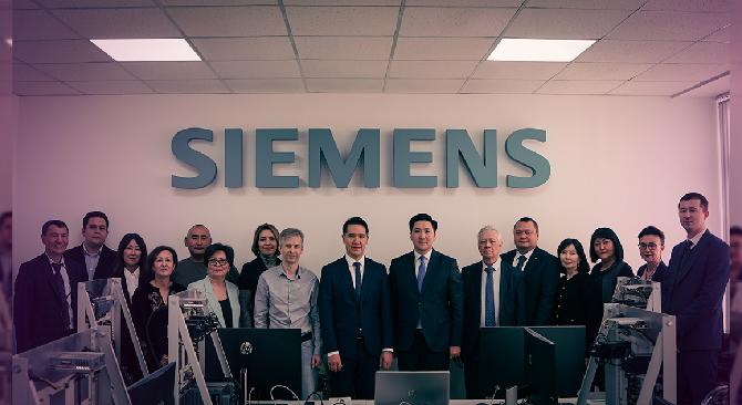 В Energo University открыт единственный в Центральной Азии образовательный центр по релейной защите и автоматизации SIEMENS  - 1