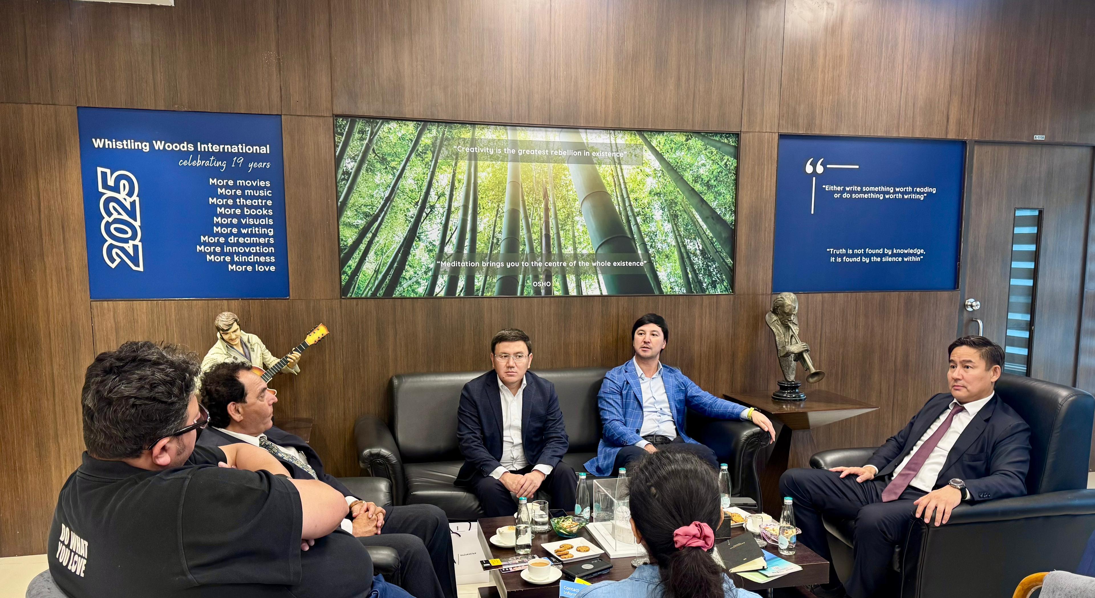 Dala Edge прокладывает путь в Болливуд - 2