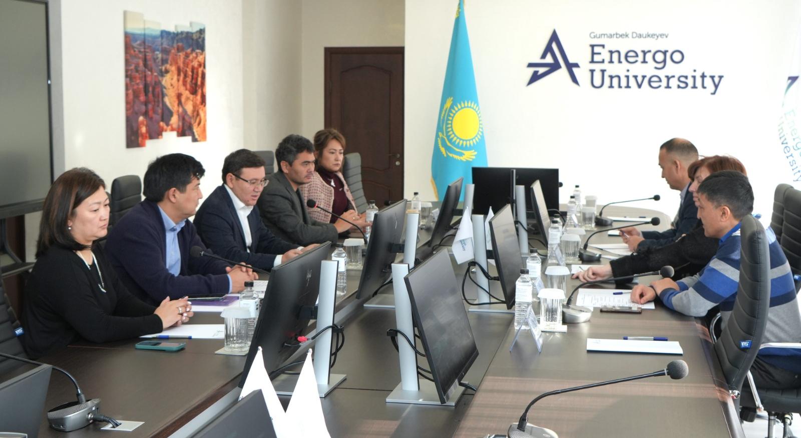 Первая в Казахстане лаборатория ABB открылась в Energo University - 3