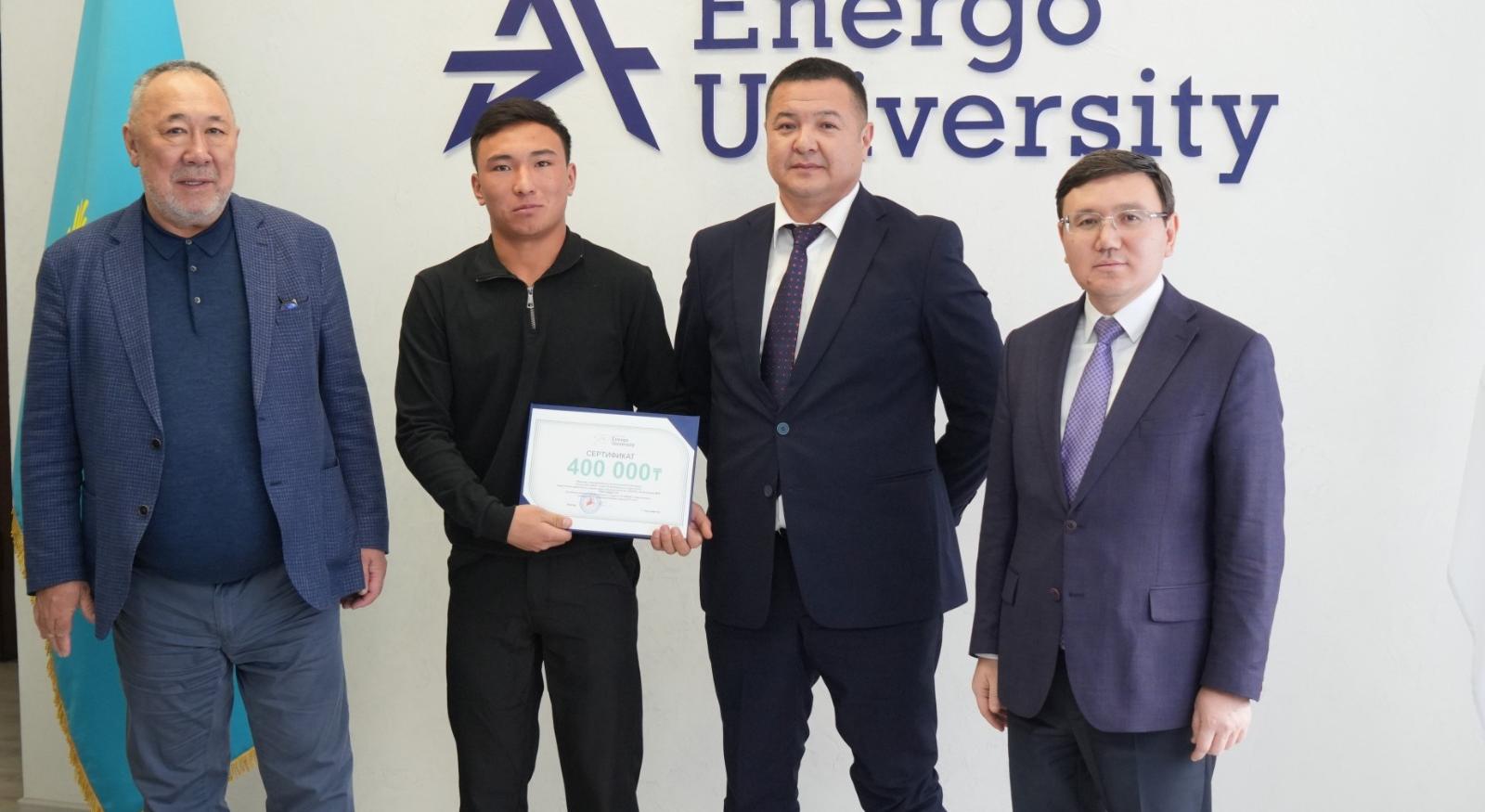 В АУЭС состоялось заседание Попечительского совета: обновление состава, именные стипендии и поддержка студенческих стартапов - 4